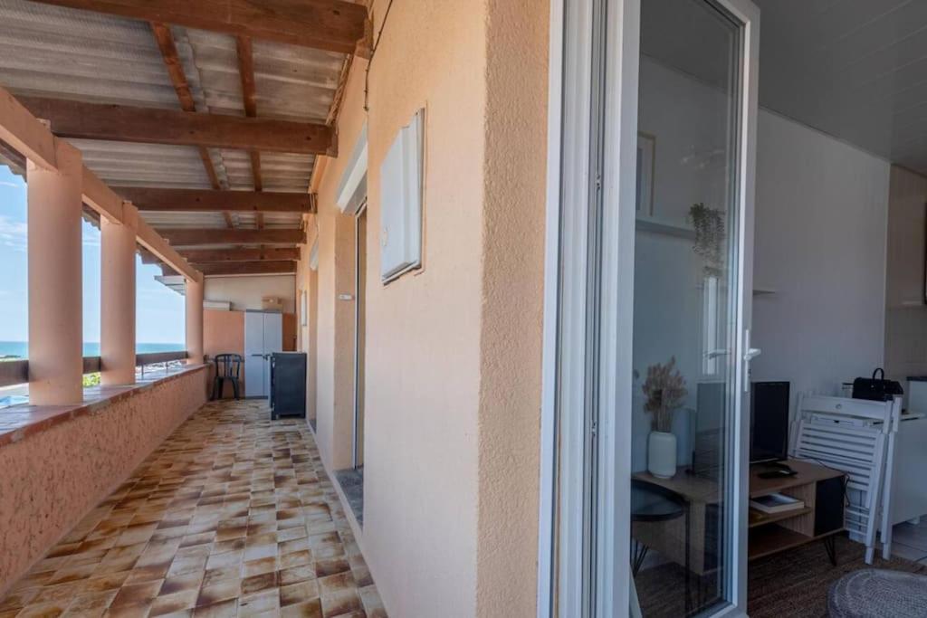 Apartamento La : A 50m De La